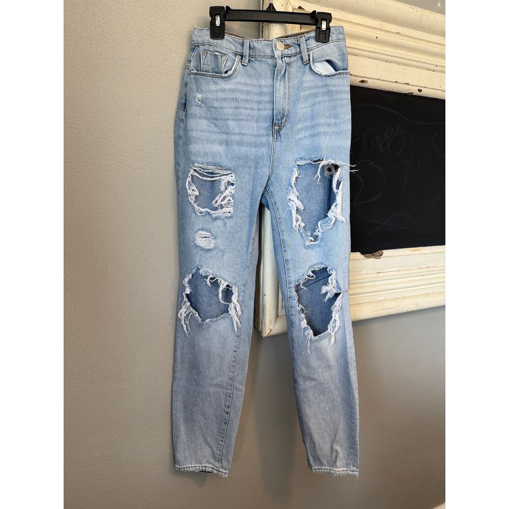 BDG High Rise Distressed Mom Jeans 26W